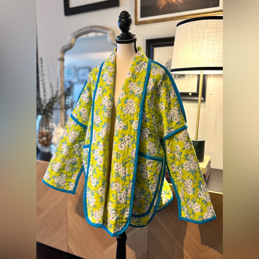 ๐งต HANDMADE (by me!) Floral Quilt Coat Jacket with Blue Trim M-XL - Picture 4 of 15